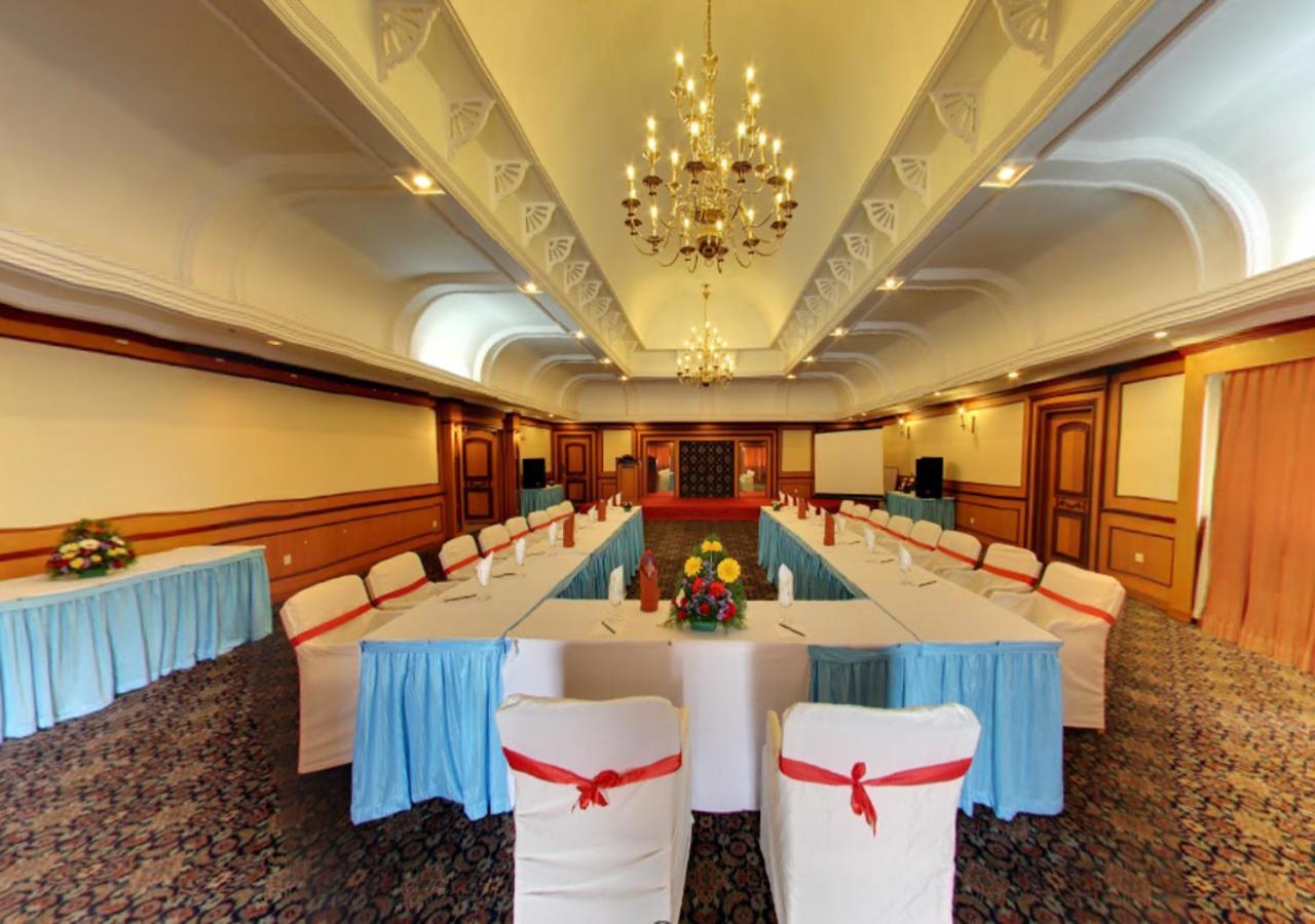 Tea County Hotel Munnar Ngoại thất bức ảnh